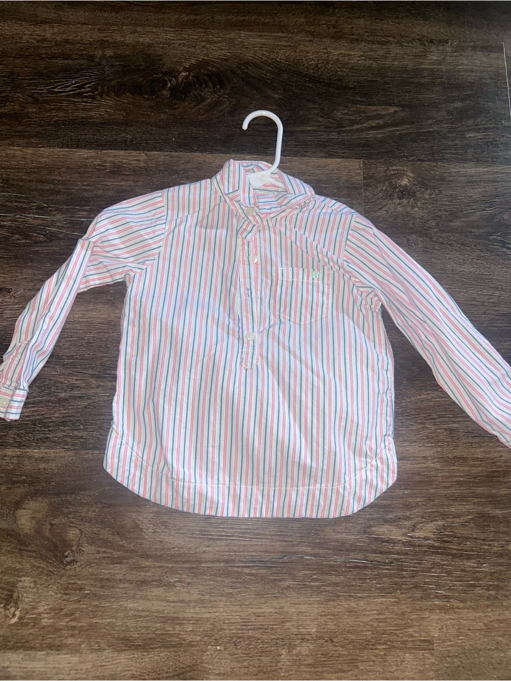 🍄3 for $10🍄 Carter's Toddler Button-Up Shirt in White with Pink and Blue Stripes